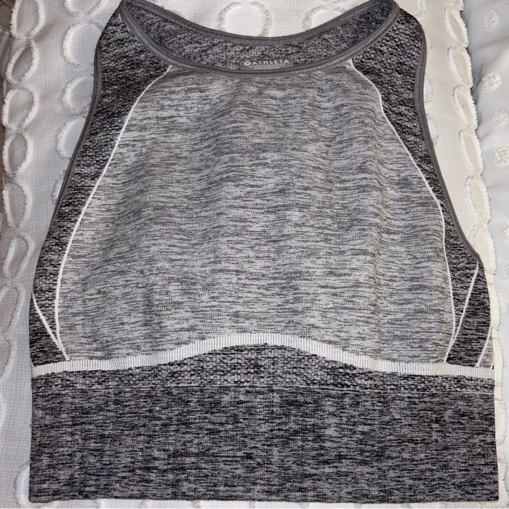 Athleta Gray Seamless Racerback Crop Top Size M – Medium Support Workout Tank
